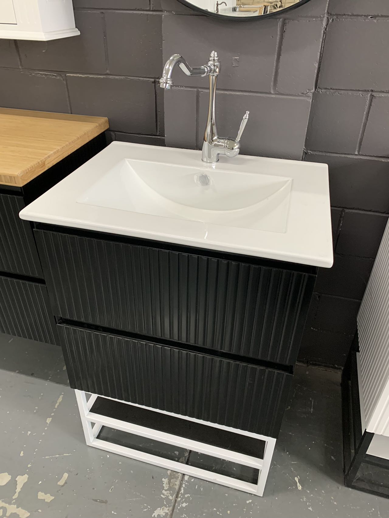 Hampton Style Bathroom Vanity Cecilia White, Black, Navy Blue