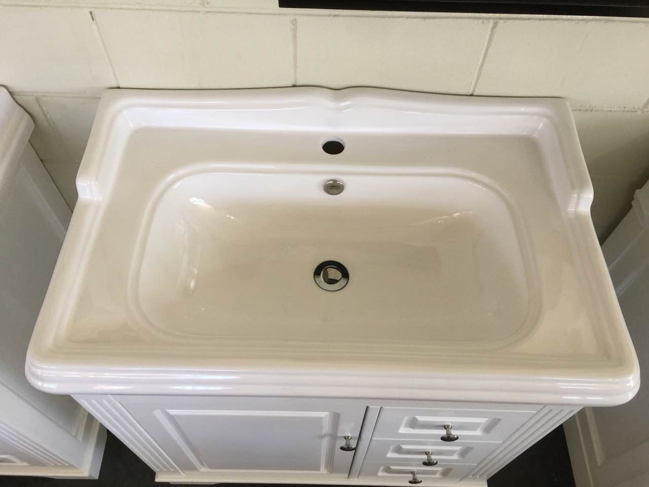 Hampton Style Bathroom Ceramic Basin Arthur Basin