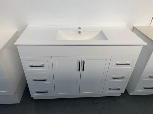 Matte White 2 Pac Shaker Bathroom Vanity Freestanding Cooper